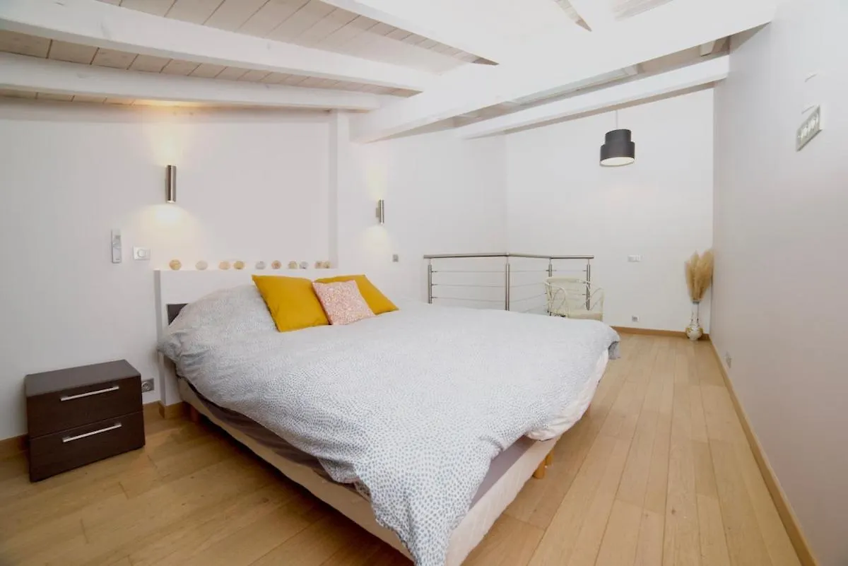 Le Beau-Mont Triplex Moderne Lit King Size Proche Geneve Lägenhet Presilly
